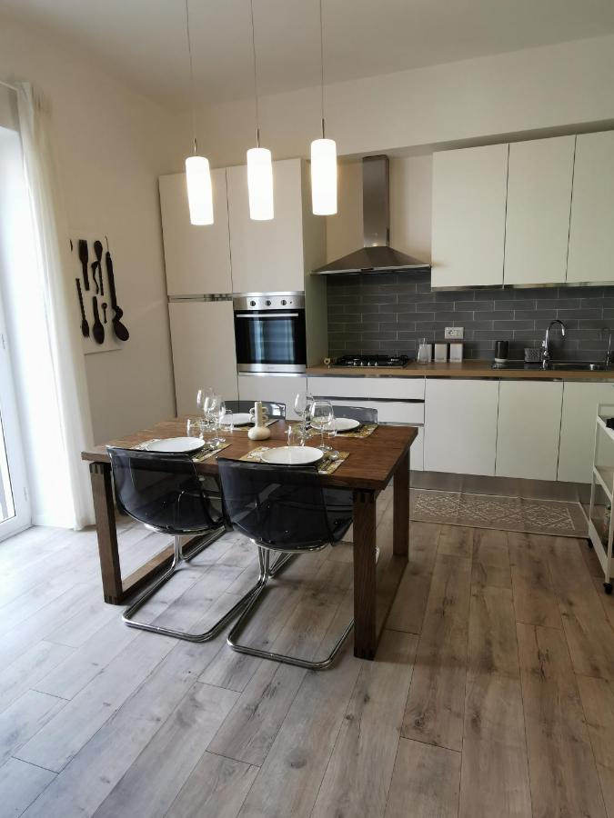 Dagnino House - Luxury Apartment In The Center Of Palermo Bagian luar foto