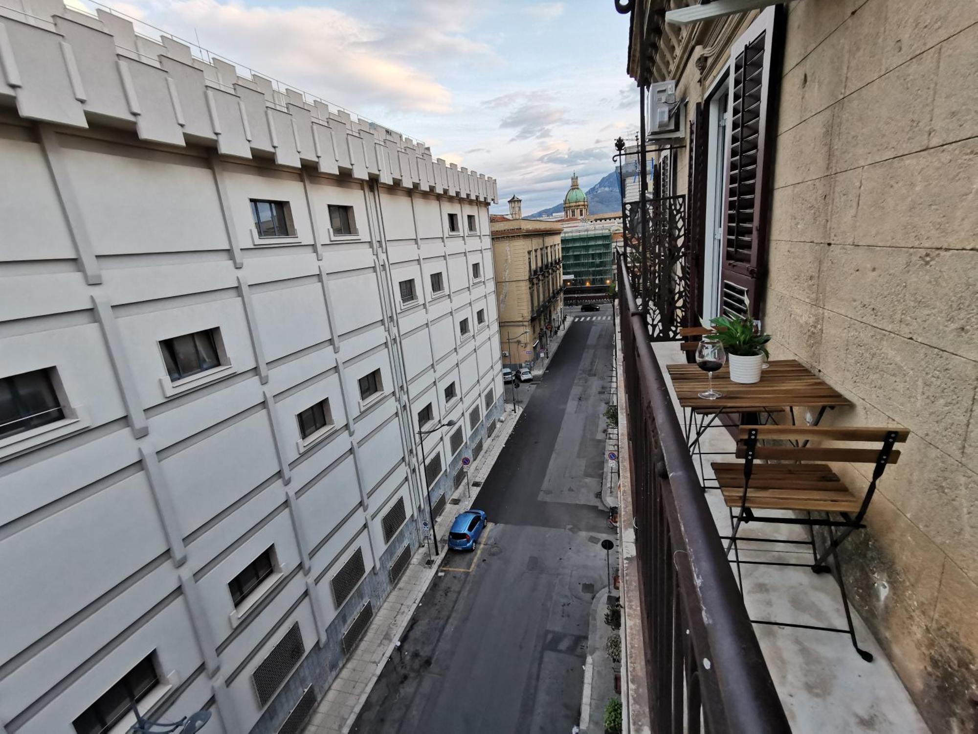 Dagnino House - Luxury Apartment In The Center Of Palermo Bagian luar foto